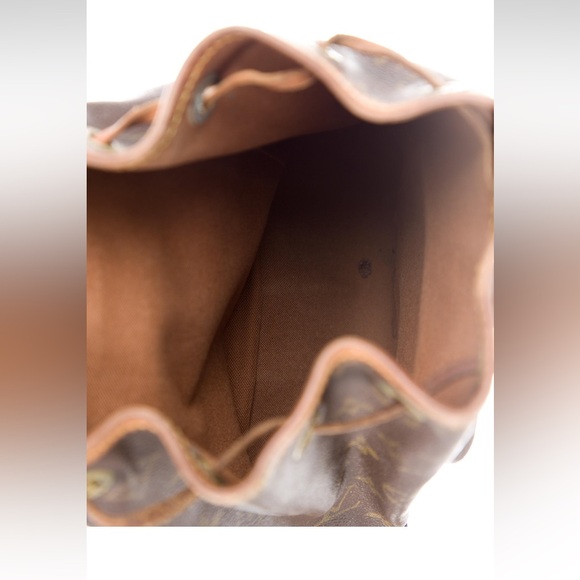 Louis Vuitton monogram backpack - Picture 7 of 7